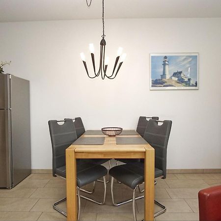 Terrasse, Gratis Nutzung Vom Ahoi Erlebnisbad Und Sauna In Sellin - Villa Antje Fewo 04 غورين المظهر الخارجي الصورة