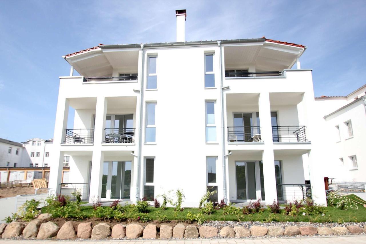 Terrasse, Gratis Nutzung Vom Ahoi Erlebnisbad Und Sauna In Sellin - Villa Antje Fewo 04 غورين المظهر الخارجي الصورة