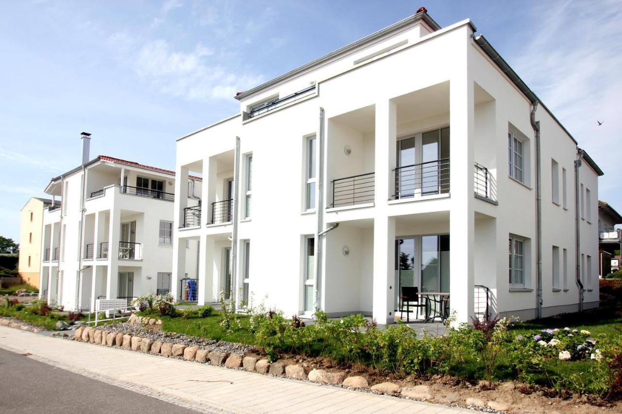 Terrasse, Gratis Nutzung Vom Ahoi Erlebnisbad Und Sauna In Sellin - Villa Antje Fewo 04 غورين المظهر الخارجي الصورة