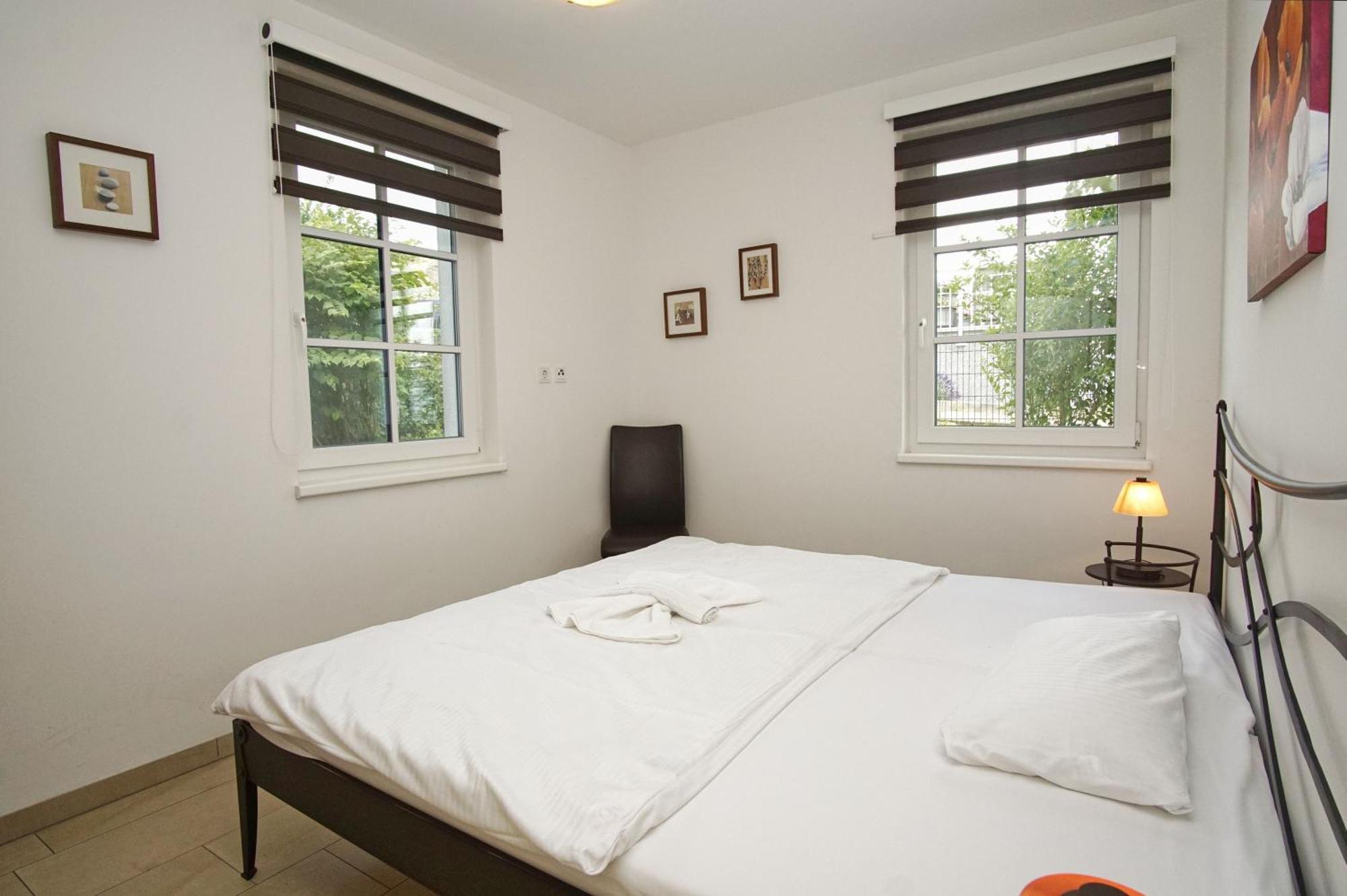 Terrasse, Gratis Nutzung Vom Ahoi Erlebnisbad Und Sauna In Sellin - Villa Antje Fewo 04 غورين المظهر الخارجي الصورة
